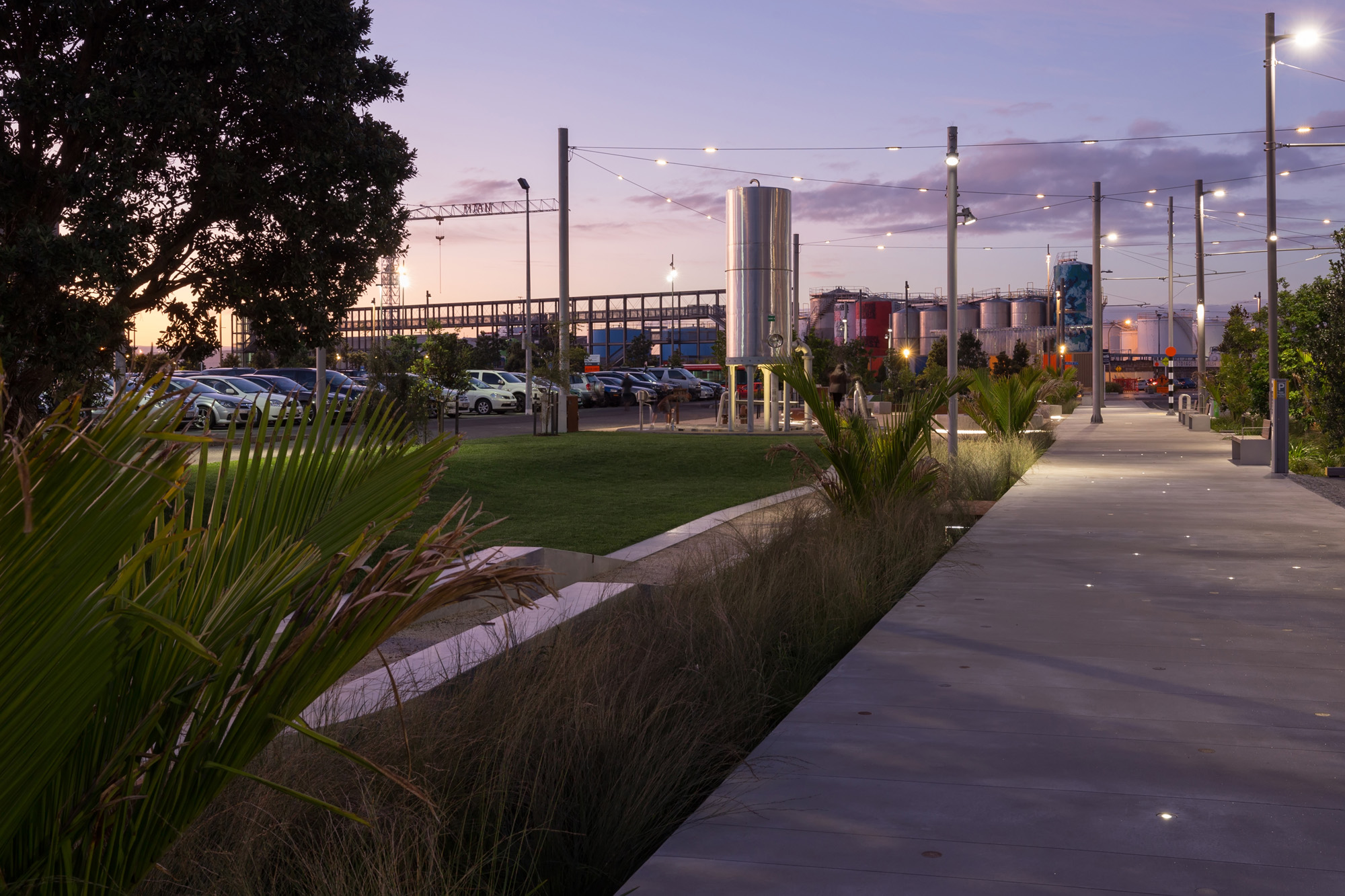 Wynyard Qtr concrete pavement